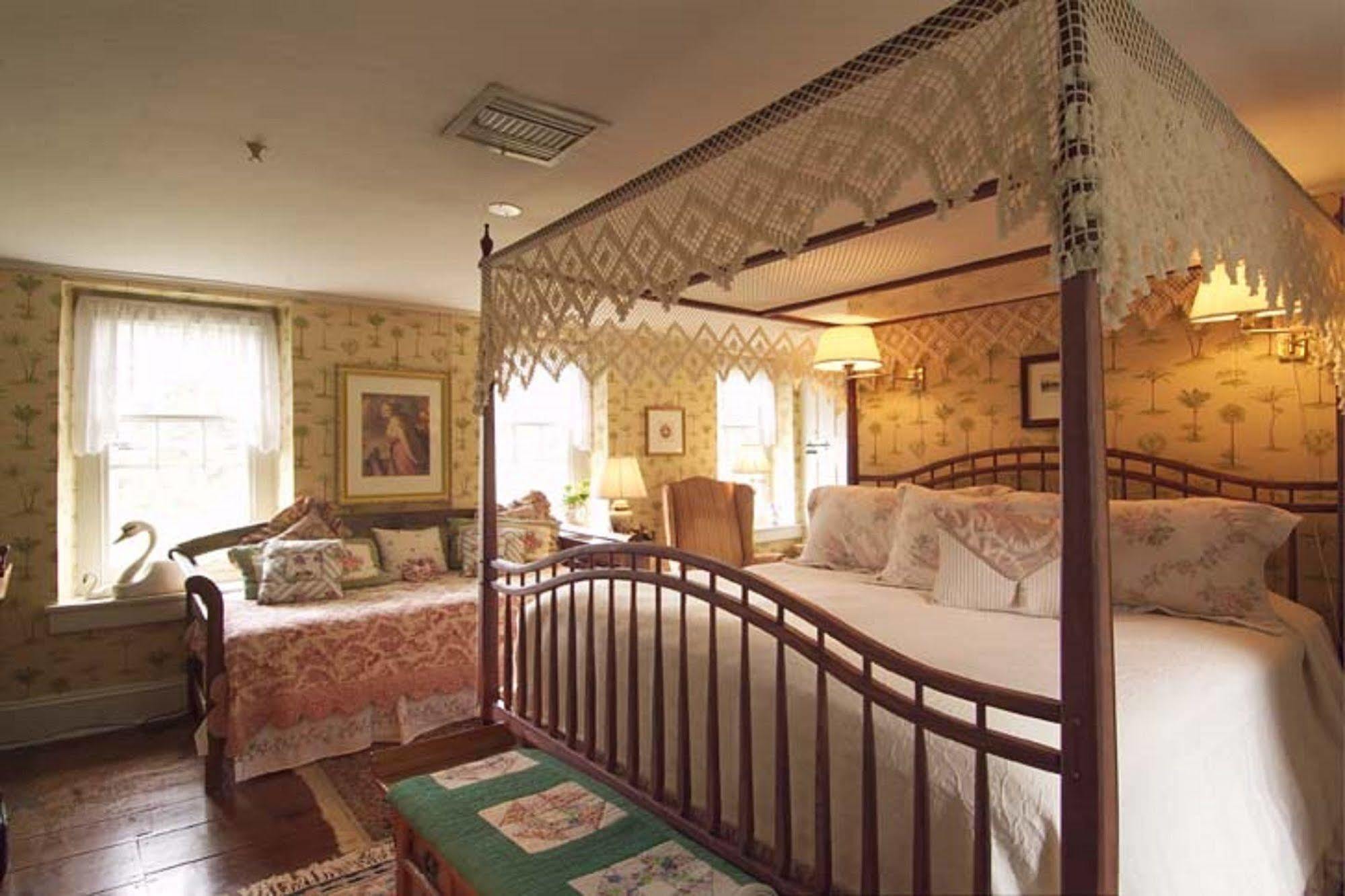 Wild Wisteria Bed and Breakfast Chadds Ford Εξωτερικό φωτογραφία