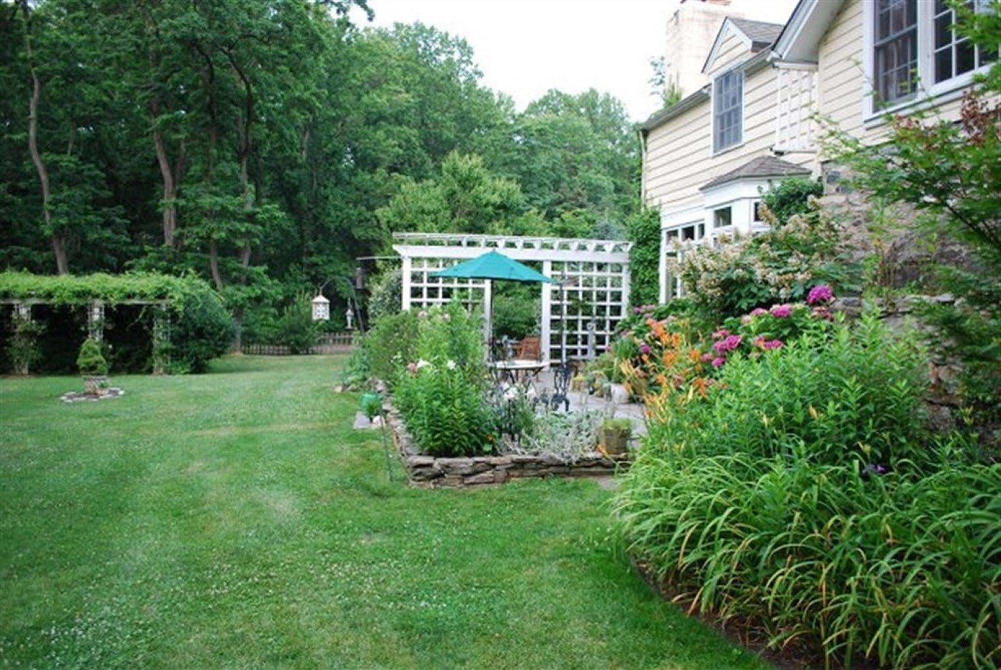 Wild Wisteria Bed and Breakfast Chadds Ford Εξωτερικό φωτογραφία