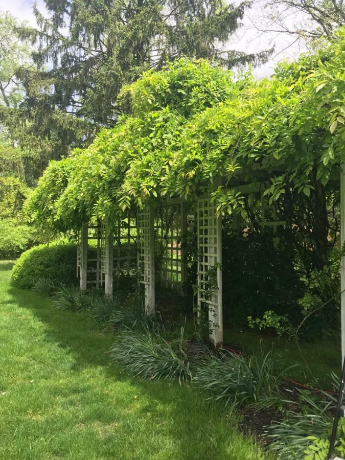 Wild Wisteria Bed and Breakfast Chadds Ford Εξωτερικό φωτογραφία